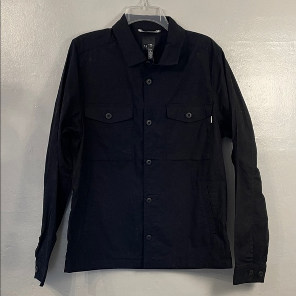 Vuori men’s Ripstop Jacket Charcoal Button Down Jacket Medium